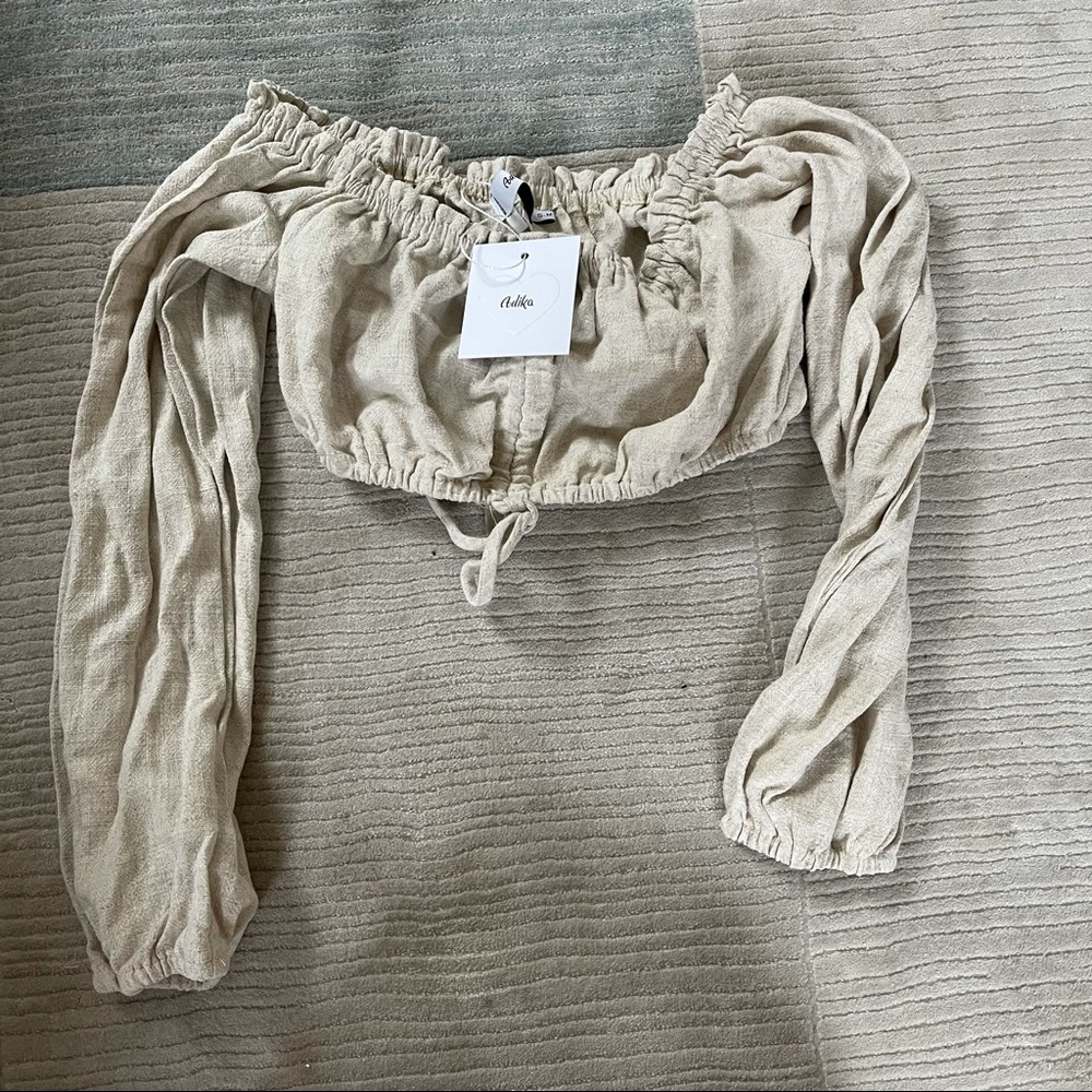 NWT adika top